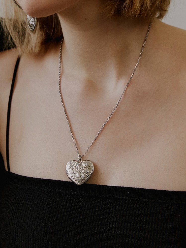 [Surgical] New Classic Heart Necklace