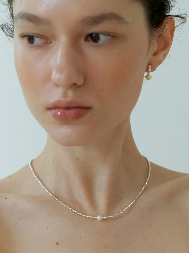 Hematite &amp; Pearl  Necklace