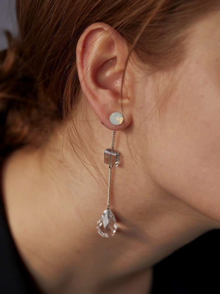 [Silver] Swarovski &amp; 2 Crystal Drop Long Earrings
