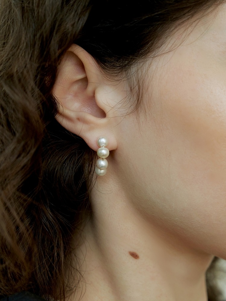 Classic Natural Pearl Earrings