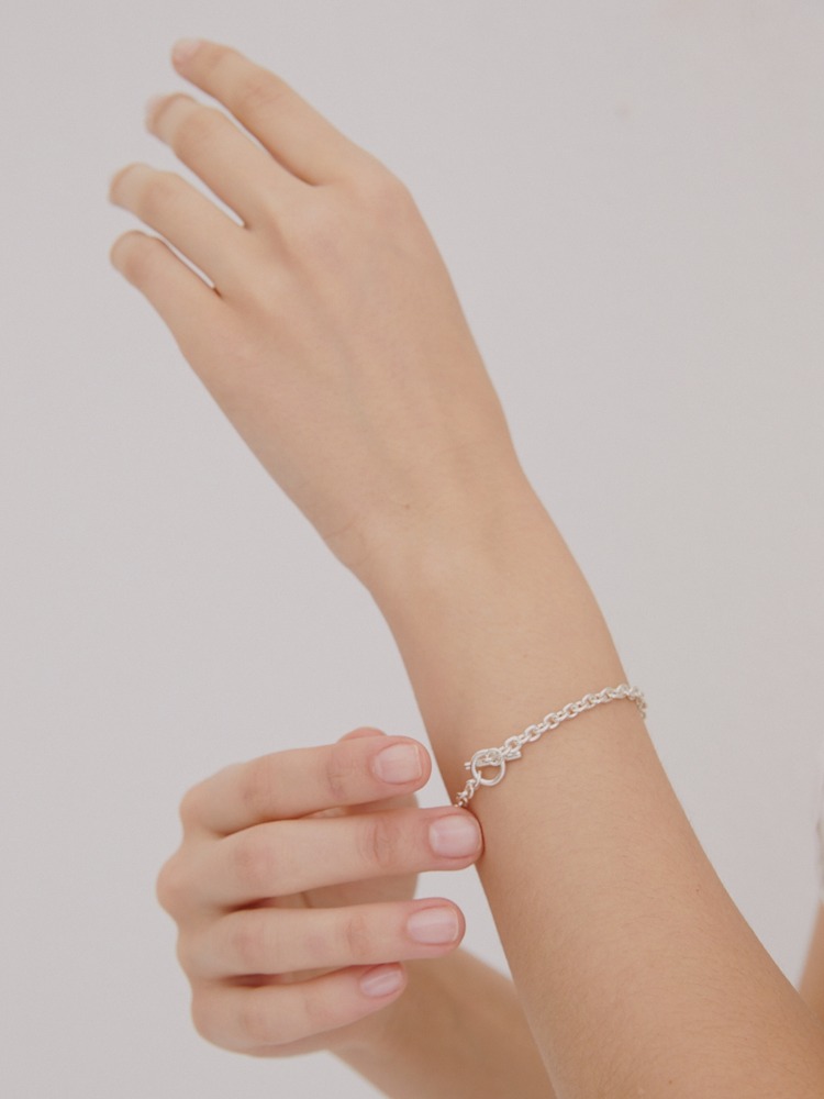 [Silver] Bold Toggle Bracelet