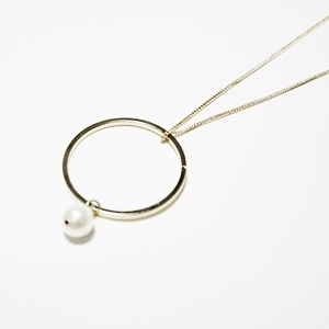 pearl &amp; gold ring long necklace