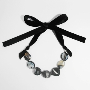 black agate ribbon necklace